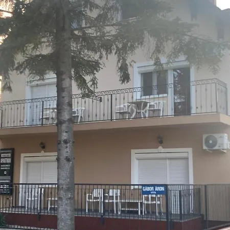Διαμέρισμα Gabor Aron *