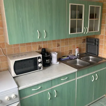 Gabor Aron Apartament *